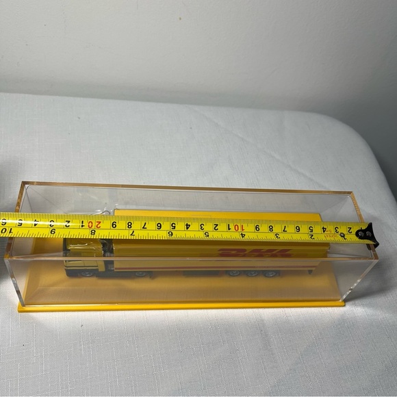 DHL Yellow Mercedes DHL Tractor Trailer Semi Shipping Truck, new in Case - Picture 6 of 8